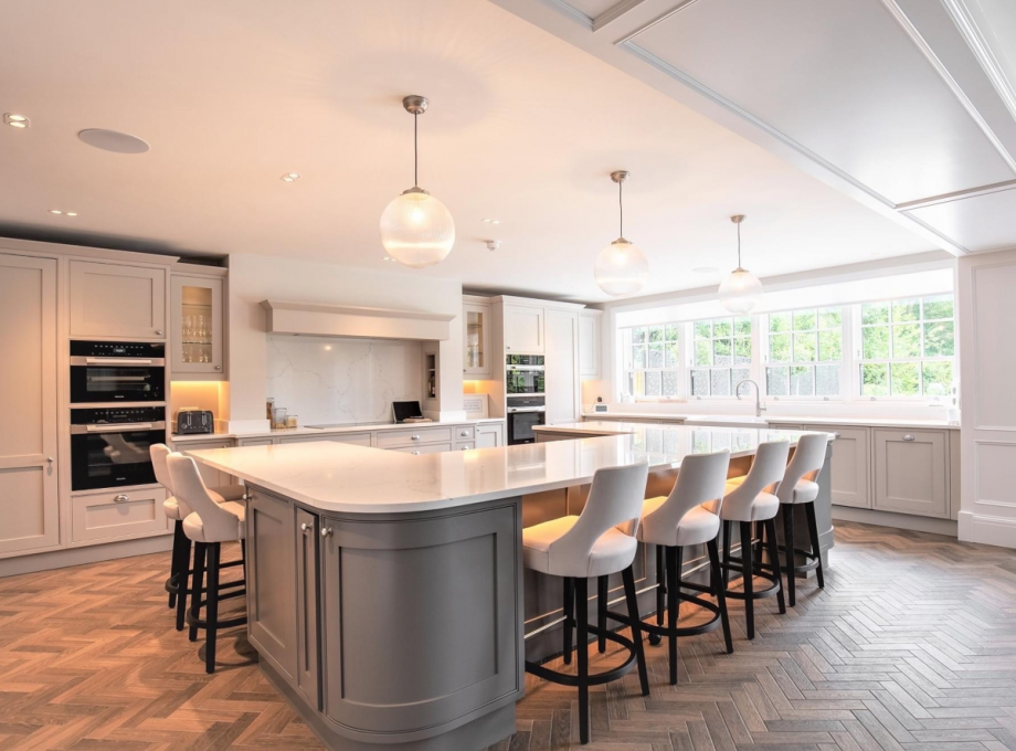 Leger Signature Grey Kitchen with island seating